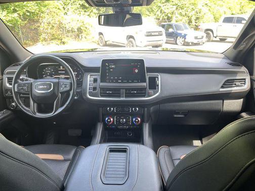 2022 GMC Yukon 4WD AT4