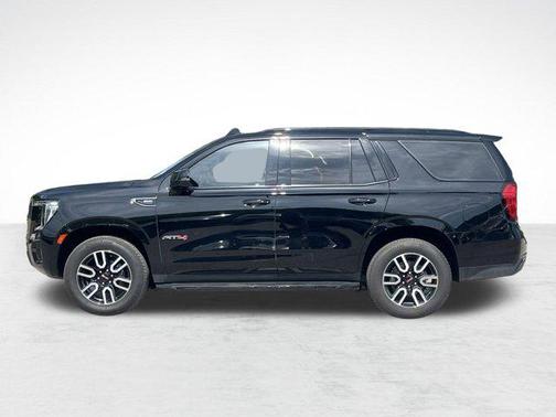 2022 GMC Yukon 4WD AT4