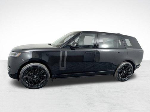 2025 Land Rover Range Rover P530 SE 7 Seat