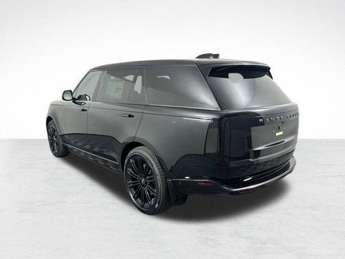 2025 Land Rover Range Rover P530 SE 7 Seat