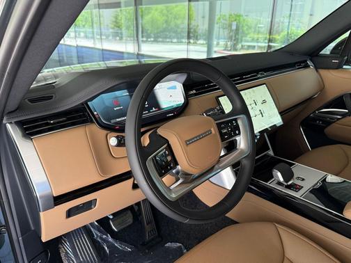 Belgravia Green Metallic 2026 Land Rover Range Rover P400 SE 7 Seat