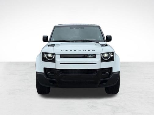 Fuji White 2026 Land Rover Defender P300 S