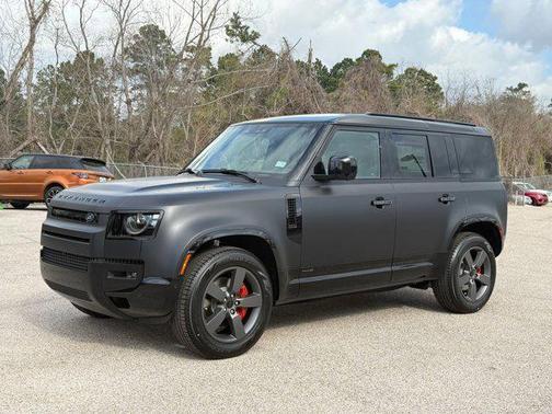 2026 Land Rover Defender P400 X