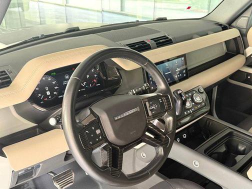 2023 Land Rover Defender 110 X-Dynamic SE