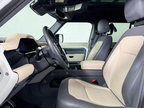 2023 Land Rover Defender 110 X-Dynamic SE