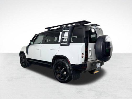 2023 Land Rover Defender 110 X-Dynamic SE