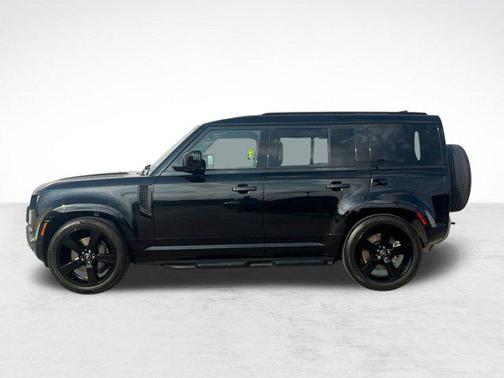 2025 Land Rover Defender 110 P400 X-Dynamic SE