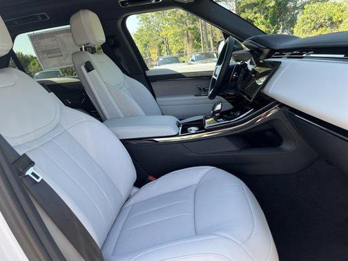 2025 Land Rover Range Rover Sport P360 S