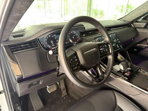 White 2025 Land Rover Range Rover Sport Autobiography