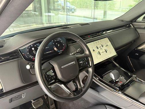 2024 Land Rover Range Rover Sport SE