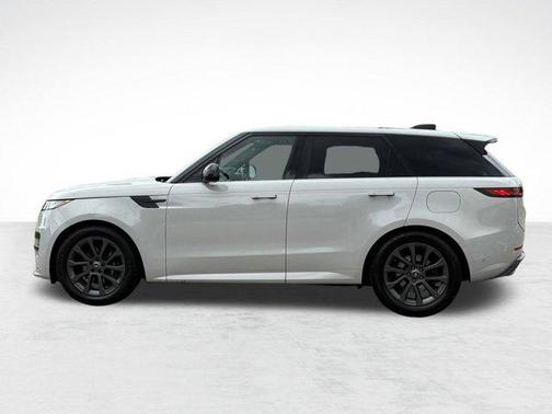 2024 Land Rover Range Rover Sport SE