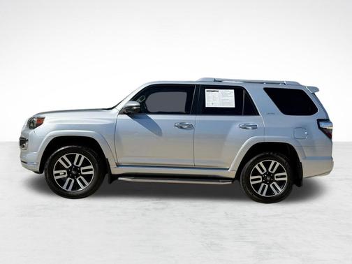 Classic Silver Metallic 2017 Toyota 4Runner Limited