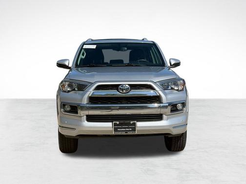 Classic Silver Metallic 2017 Toyota 4Runner Limited
