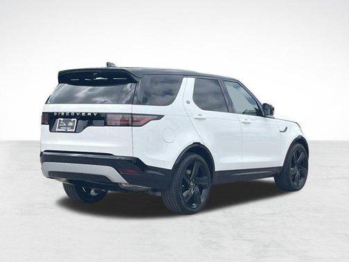 2025 Land Rover Discovery P360 Metropolitan Edition