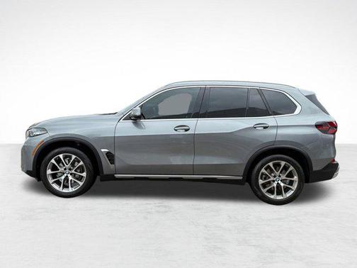 Skyscraper Grey Metallic 2024 BMW X5 xDrive40i
