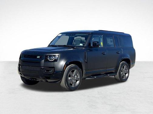 2025 Land Rover Defender 130 P400 X-Dynamic SE