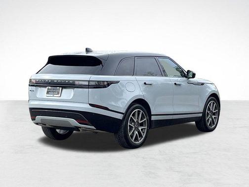 2026 Land Rover Range Rover Velar P250 SE R-Dynamic