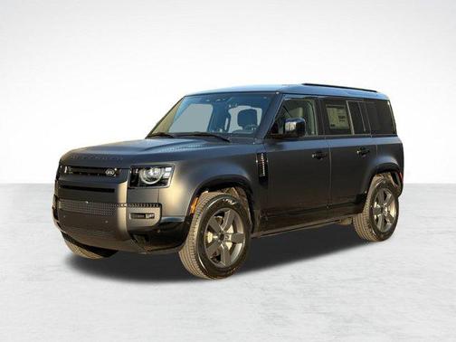 Santorini Black Metallic 2026 Land Rover Defender P400 X-Dynamic SE