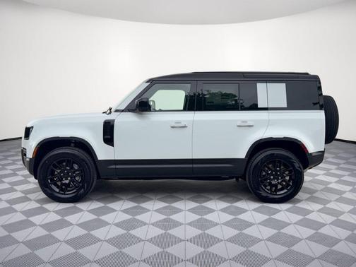 Fuji White 2026 Land Rover Defender P300 S