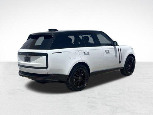 2025 Land Rover Range Rover P400 SE