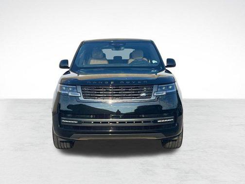 2025 Land Rover Range Rover P400 SE