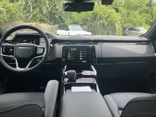 2024 Land Rover Range Rover Sport SE