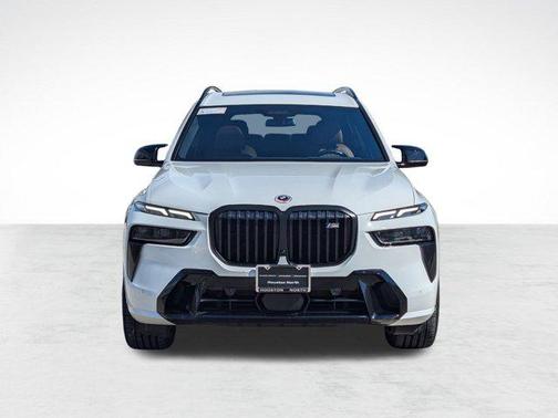 2023 BMW X7 M60i