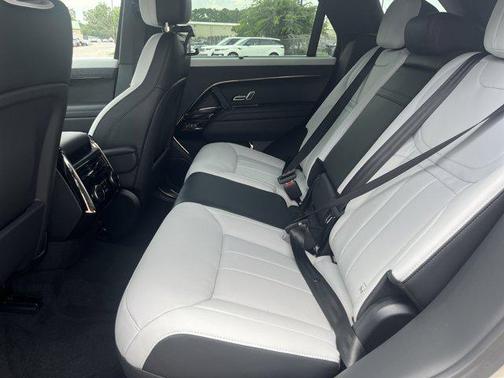 2025 Land Rover Range Rover Sport Autobiography