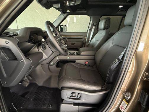 Gondwana Stone Metallic 2026 Land Rover Defender P400 X-Dynamic SE