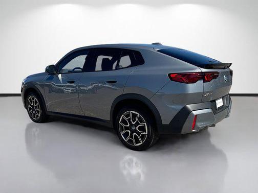 2025 BMW X2 xDrive28i