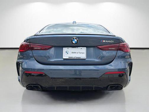 Arctic Race Blue Metallic 2027 BMW M440 i