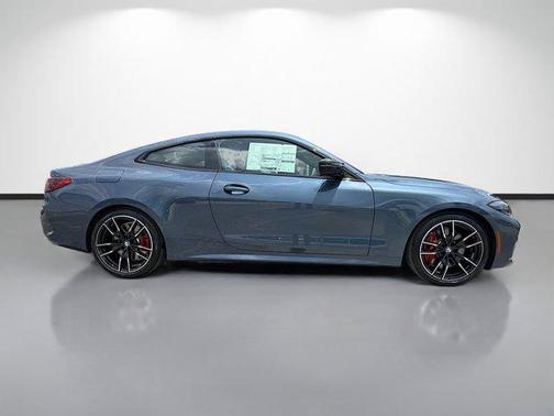 Arctic Race Blue Metallic 2027 BMW M440 i