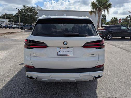 2025 BMW X5 xDrive40i