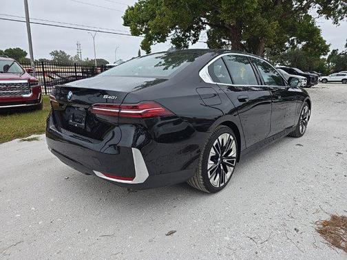 2025 BMW 540 xDrive