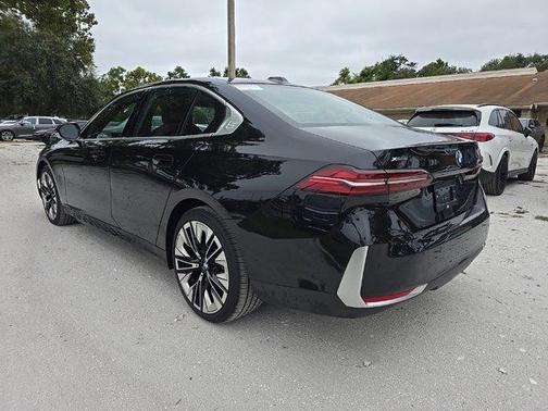 2025 BMW 540 xDrive
