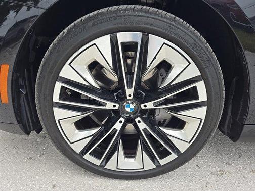 2025 BMW 540 xDrive