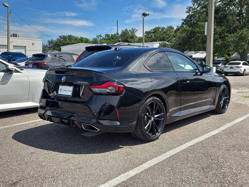 2024 BMW M240 i