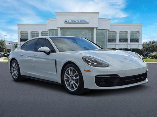 2021 Porsche Panamera 2
