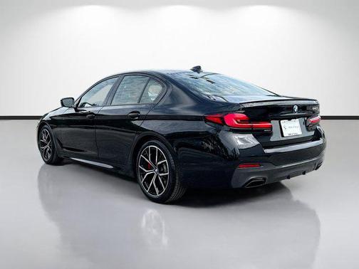 Black Sapphire Metallic 2023 BMW 540 i