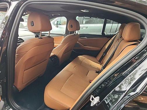 Black Sapphire Metallic 2023 BMW 540 i
