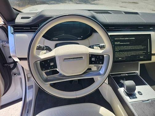 2024 Land Rover Range Rover P530 SE
