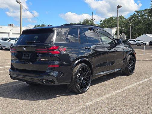 2026 BMW X5 M60i