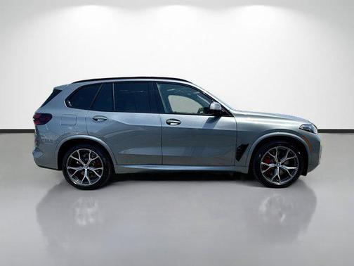 Skyscraper Grey Metallic 2026 BMW X5 PHEV xDrive50e