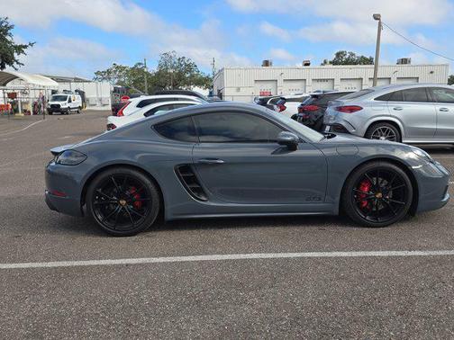 2018 Porsche 718 Cayman GTS