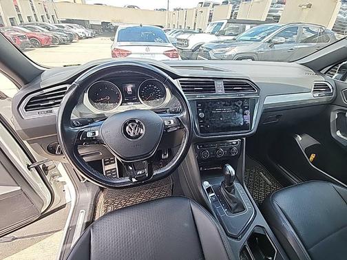 Pure White 2020 Volkswagen Tiguan 2.0T SE