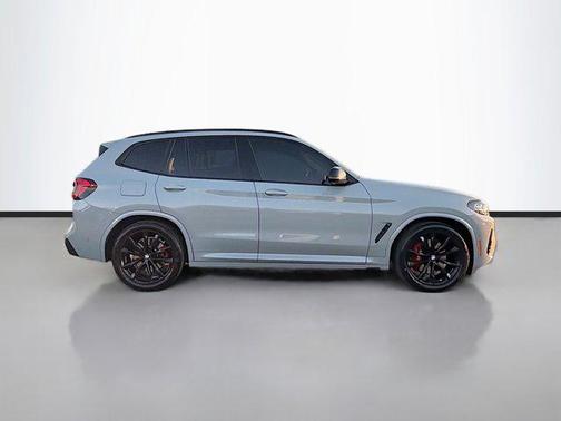 2023 BMW X3 M40i