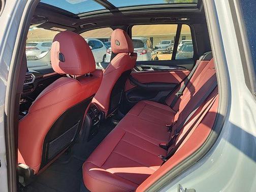 2023 BMW X3 M40i