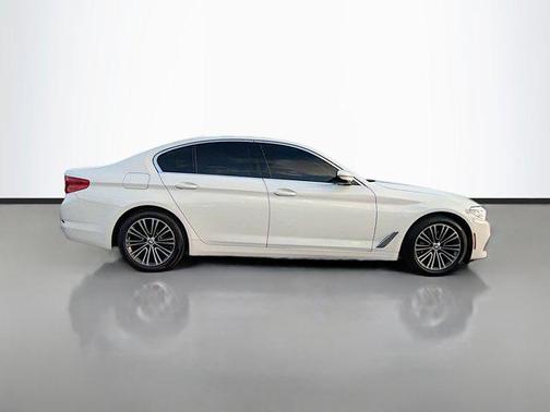 2019 BMW 530 i