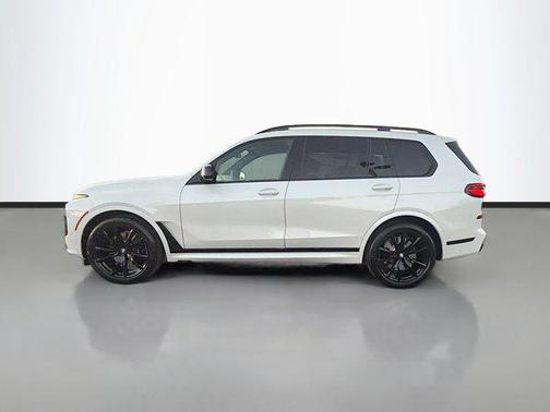 2026 BMW X7 M60i