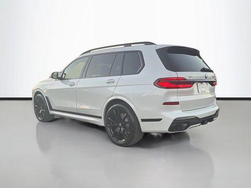 2026 BMW X7 M60i
